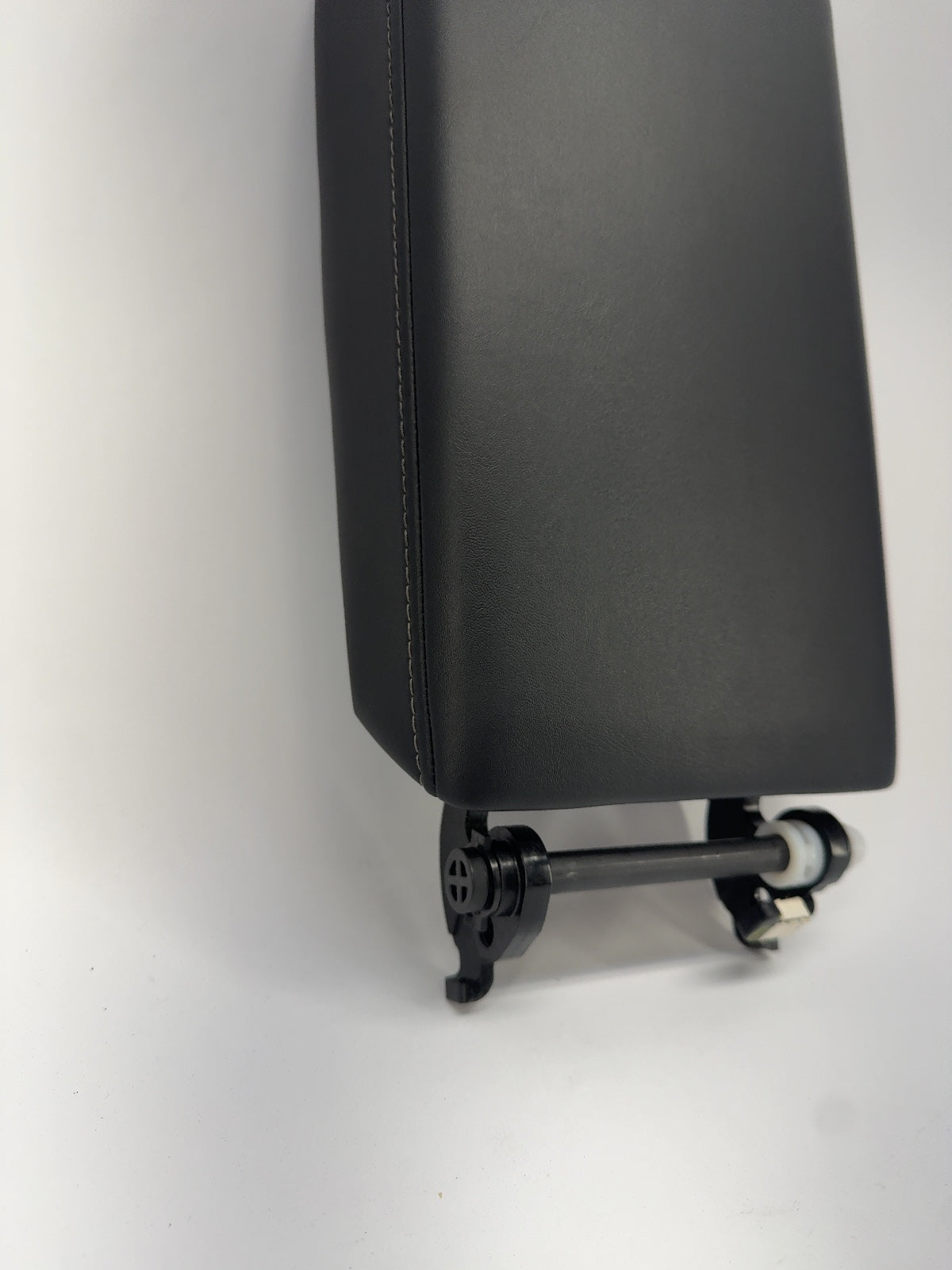 2018-2023 Tesla Model 3 Console Armrest Pad 1582886-00-B