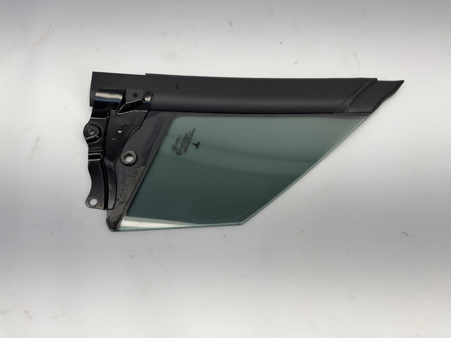 2017 Tesla Model X Glass Front Door Quarter Left 1043897-00-K