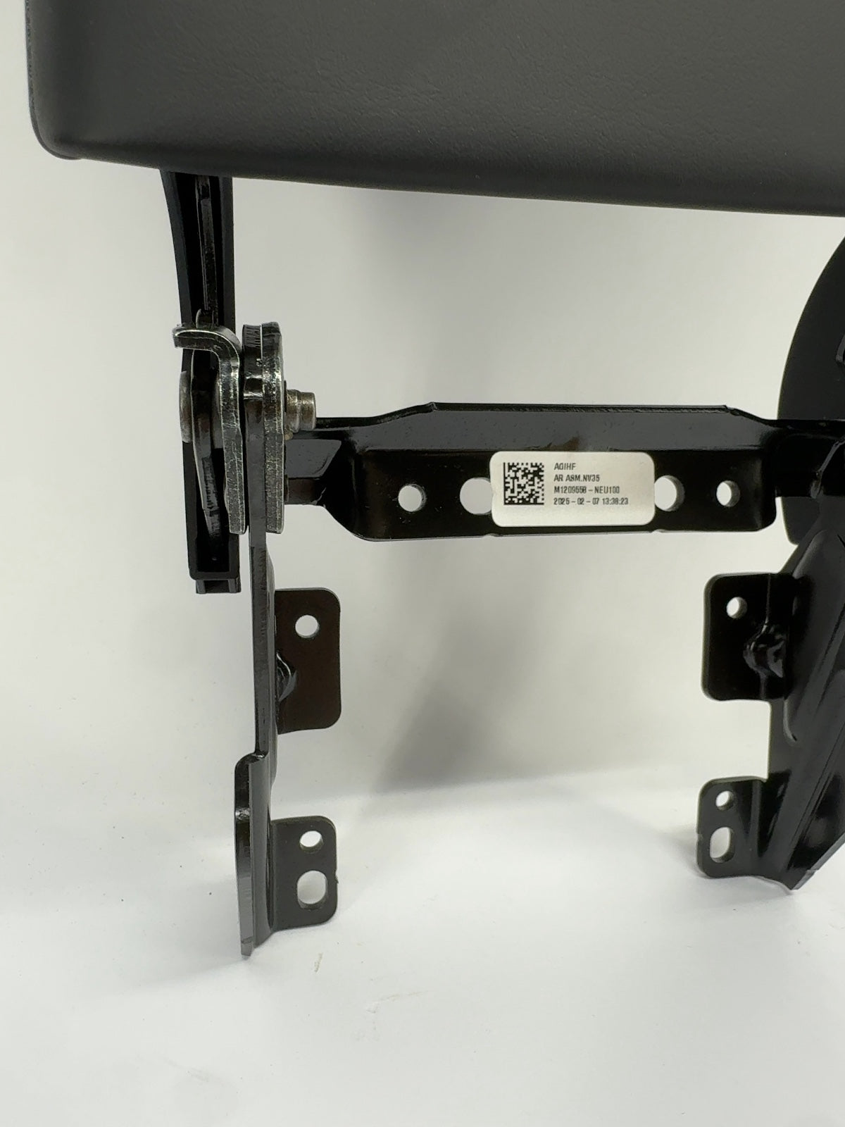 2025-2026 Tesla Model 3 Highland Center Console Armrest 1714422-24-G