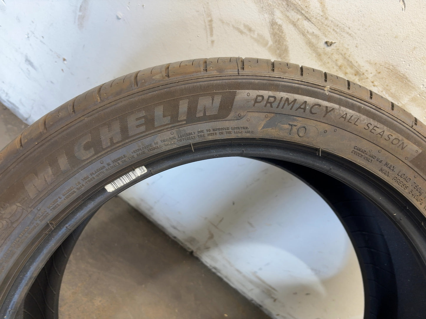 2024-2026 Tesla Model 3 Highland Michelin- Primacy A/s 235/45r18 Tire 1344246-00-A