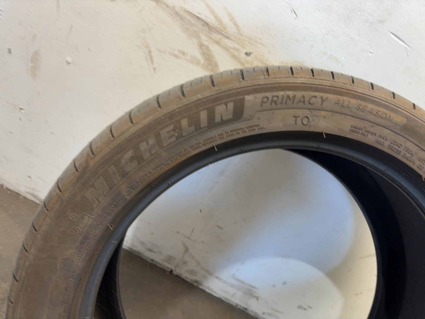 2024-2026 Tesla Model 3 Highland Michelin- Primacy A/s 235/45r18 Tire 1344246-00-A