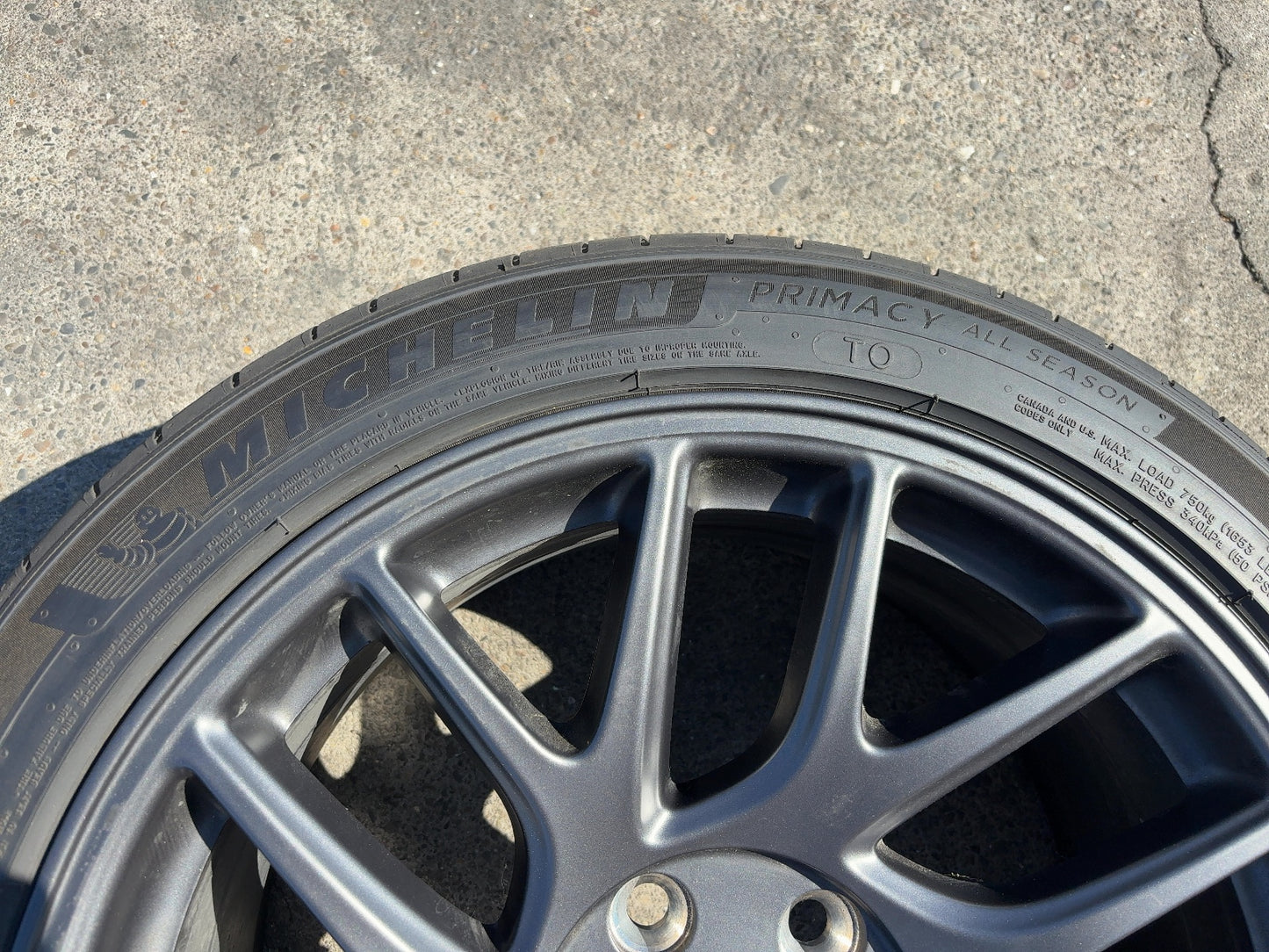 2024-2026 Tesla Model 3 Highland Michelin- Primacy A/s 235/45r18 Wheel 1344246-00-A
