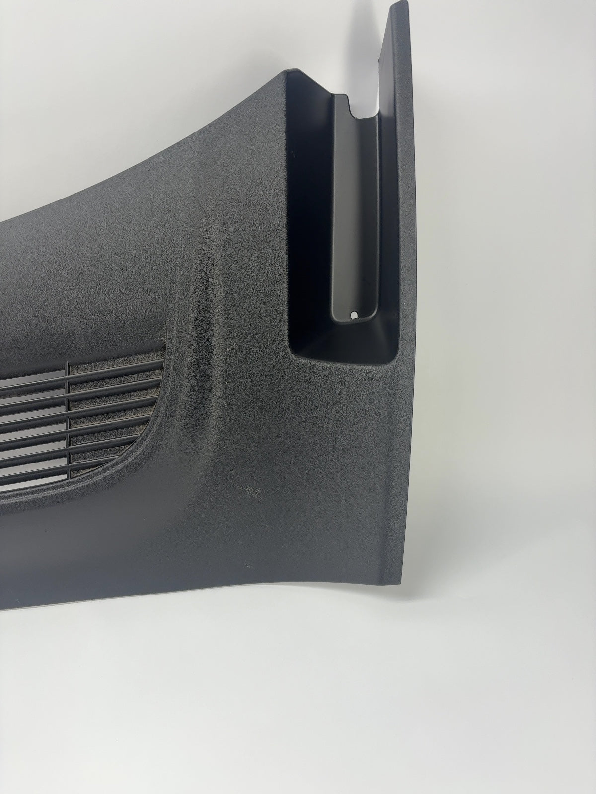 2026 Tesla Model Y Juniper Rear Apron Note 1930438-01-D