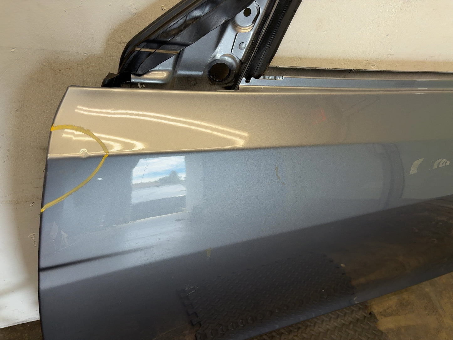 2020-2025 Tesla Model Y Front Left Door Shell 1505460-E0-A