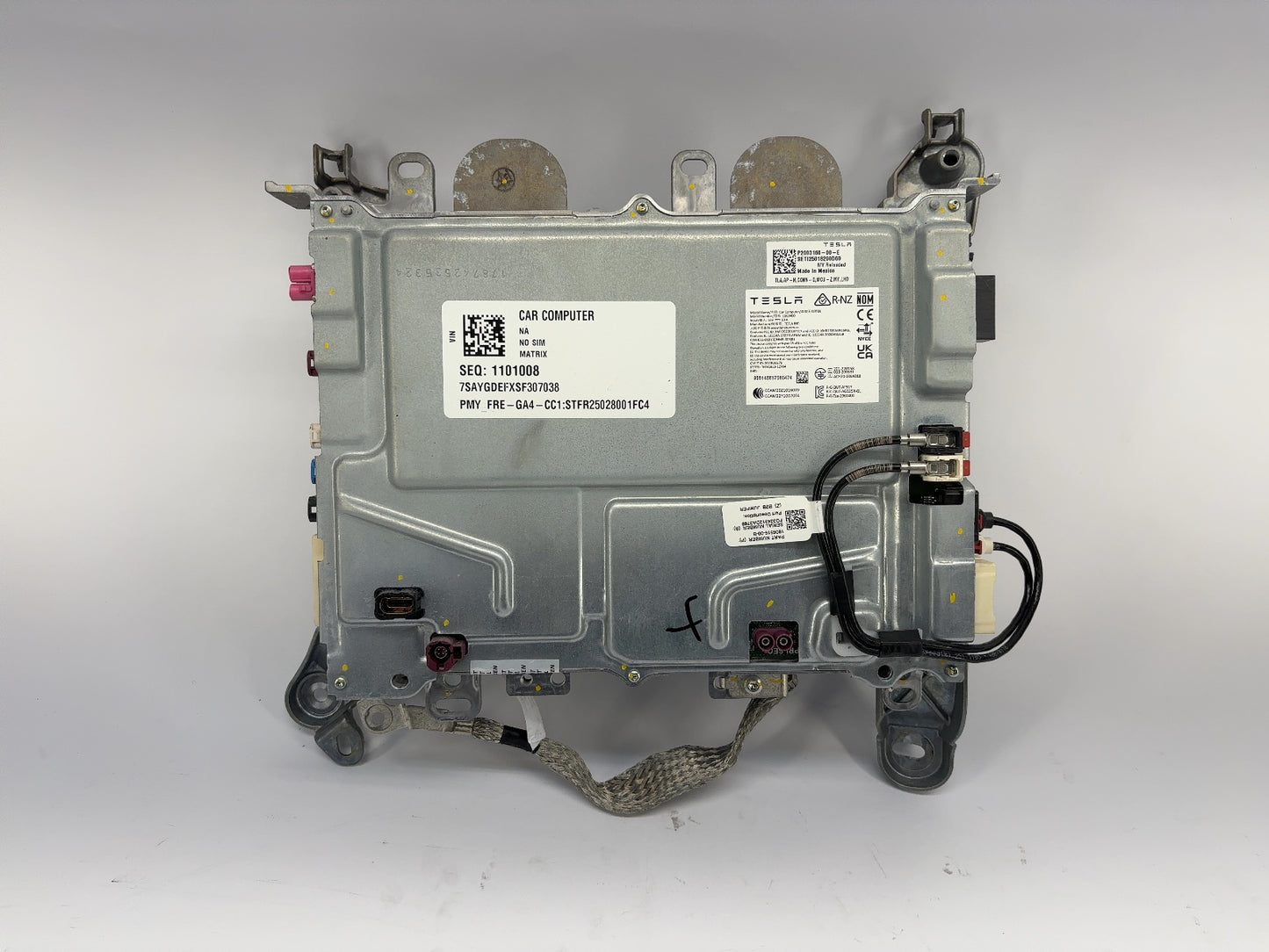 2025 Tesla Model Y Car Computer With Security Module 2003160-00-E