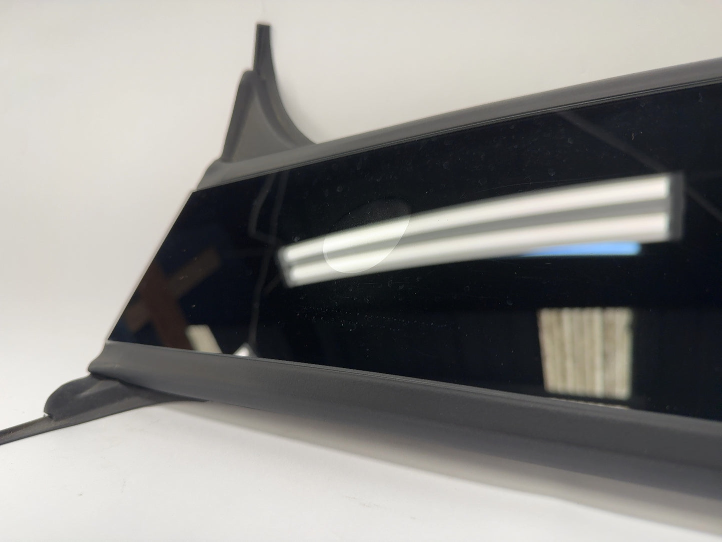 2023-2025 Tesla Model Y B Pillar Glass W Camera Right 1785300-00-C
