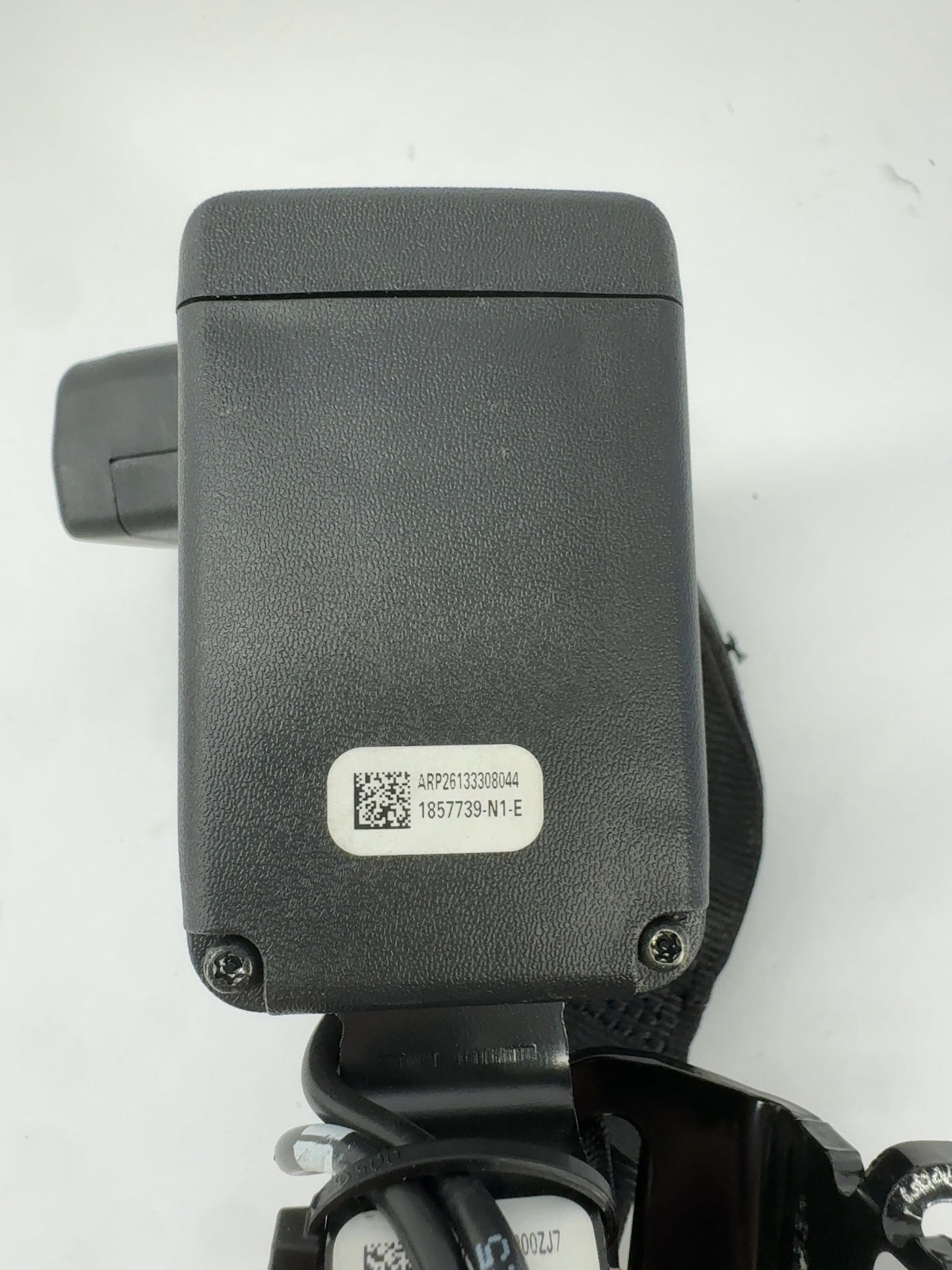 2026 Tesla Model 3 Highland Rear Seat Belt Buckle Center 1857739-N1-E