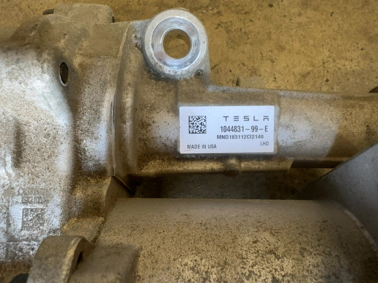 2018-2020 Tesla Model 3 Steering Rack Without Tie Rods 1044831-99-E