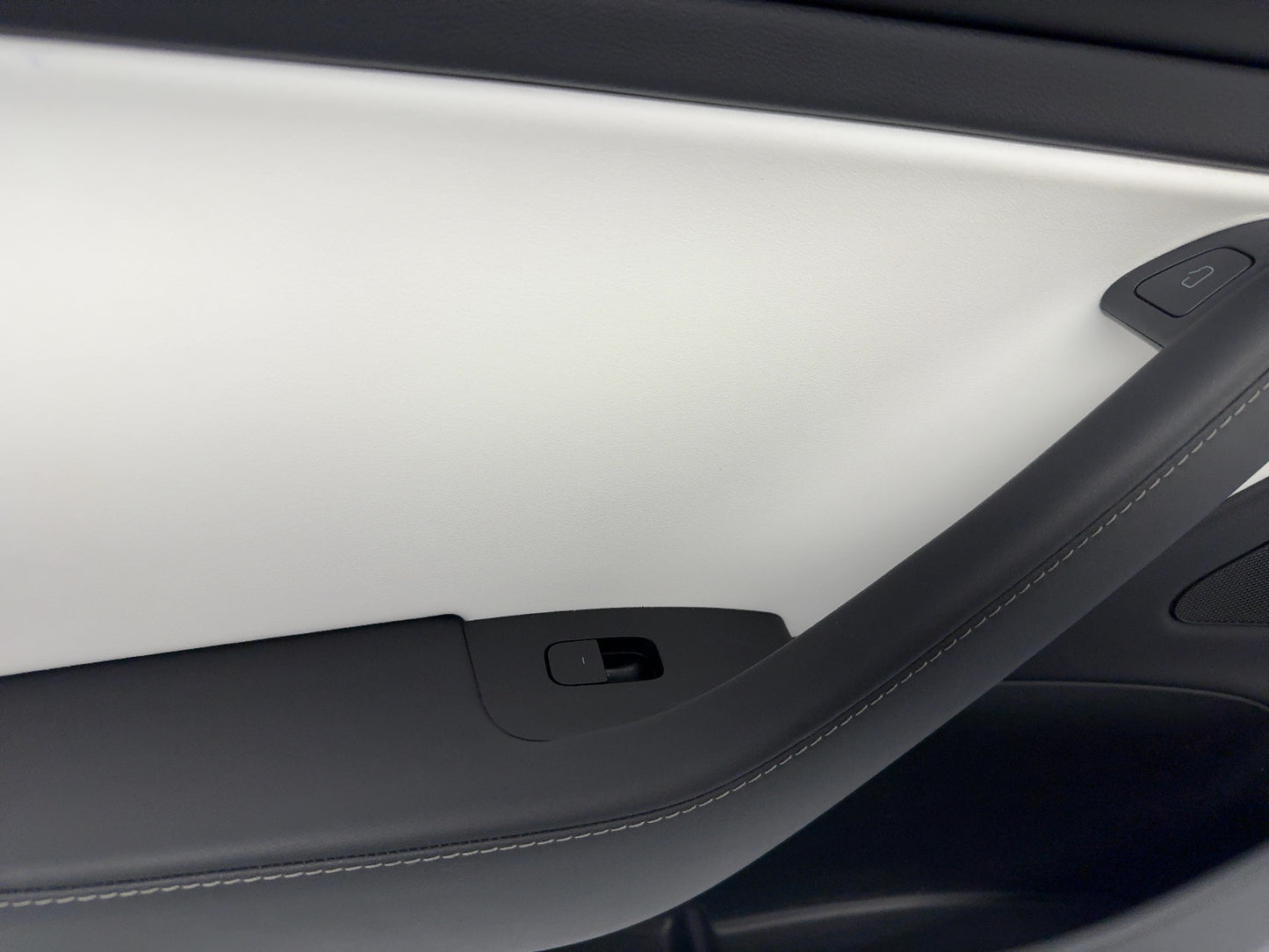 2021 Tesla Model 3 Rear Left Door Panel White 1090413-04-N