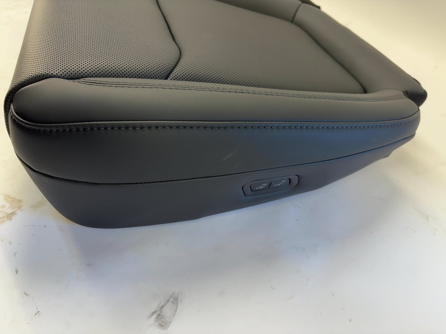 2026 Tesla Model Y Juniper Second Row Seat Cushion 2000040-01-B