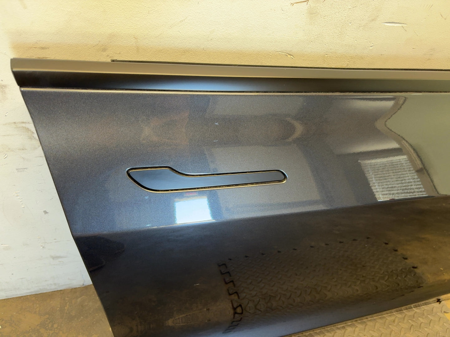2024-2026 Tesla Model 3 Highland Front Right Door Shell 1751846-E0-A