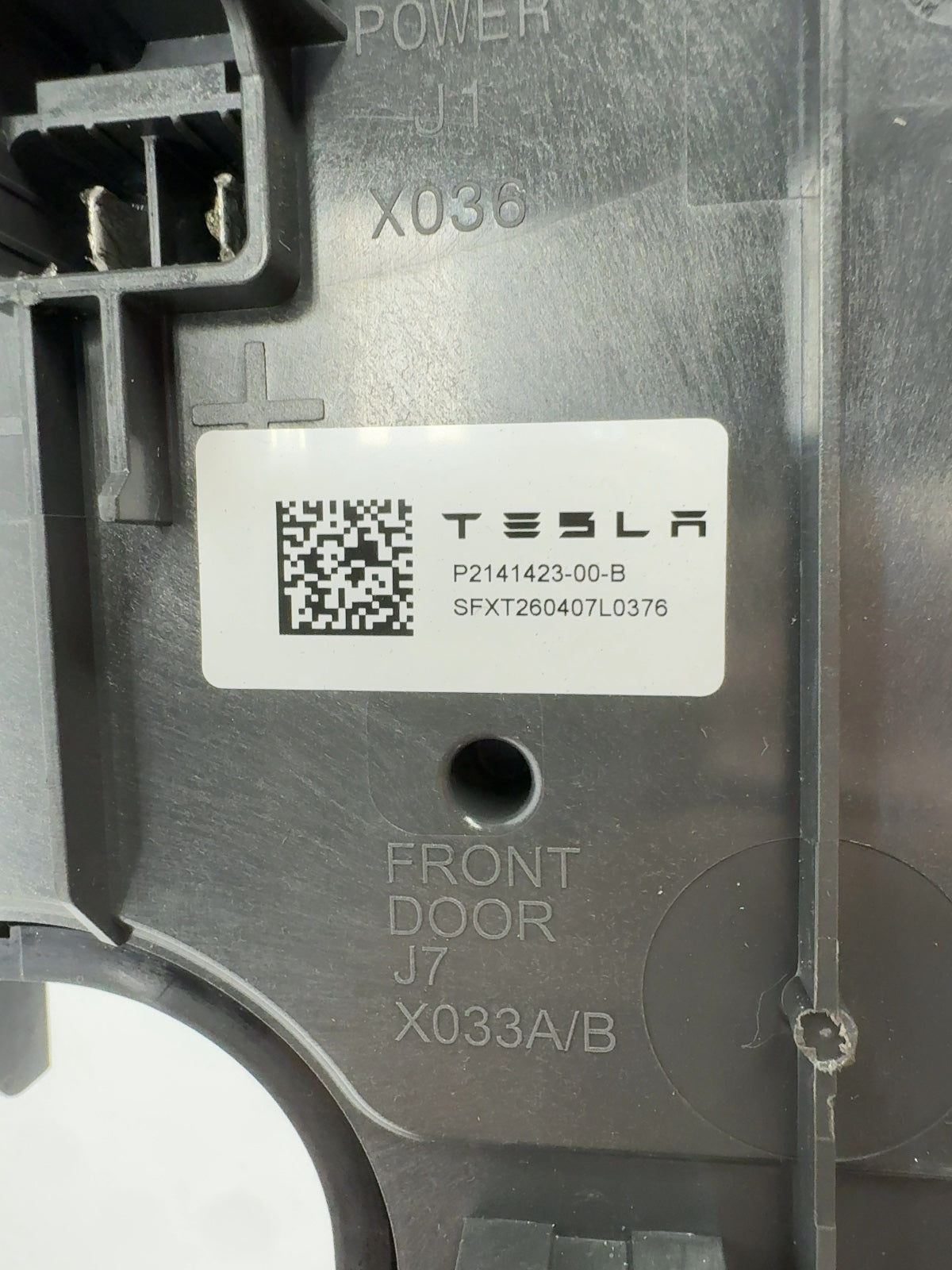 2026 Tesla Model Y Juniper Car Computer With Vc Left Controller 2261336-02-A