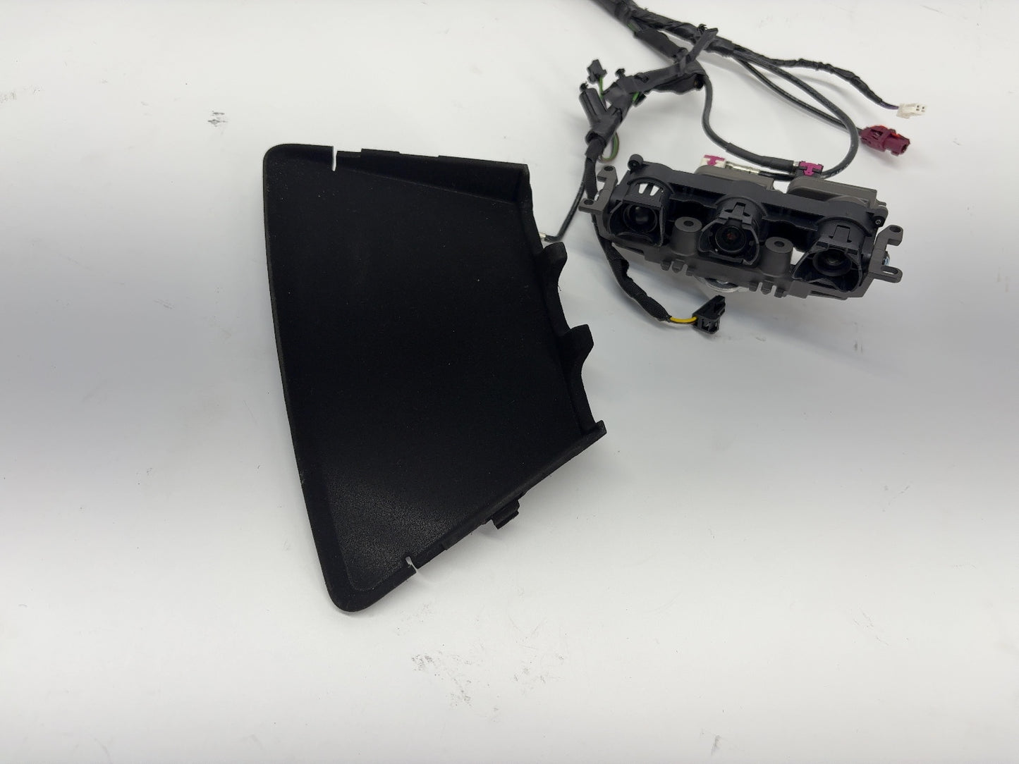 2026 Tesla Model Y Juniper Windshield Harness With Camera 1933918-00-B