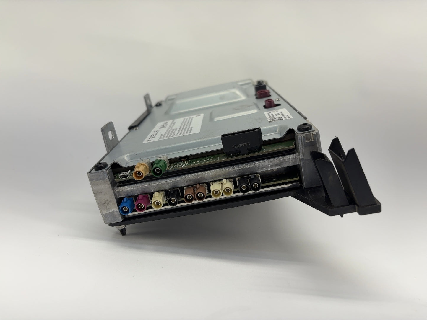 2021-2022 Tesla Model 3 Car Computer With Security Module 1566786-00-E