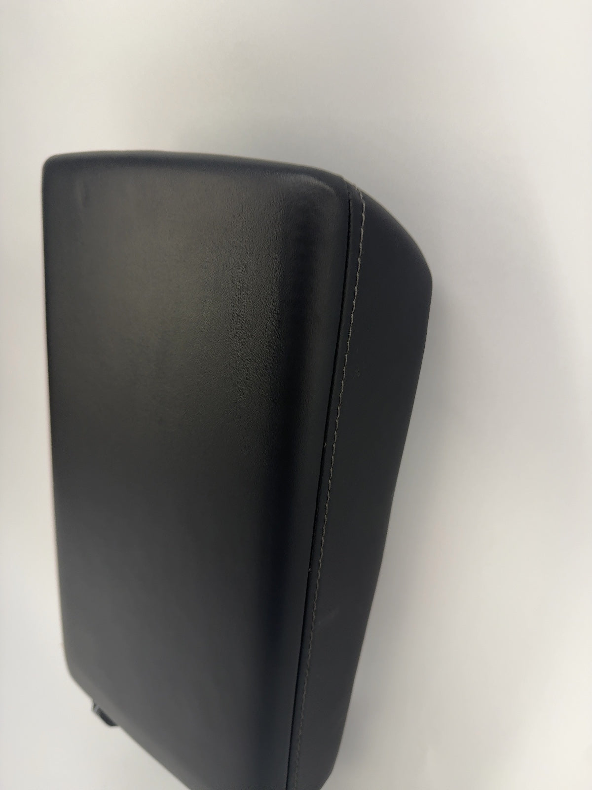 2018-2023 Tesla Model 3 Console Armrest Pad 1582886-00-B