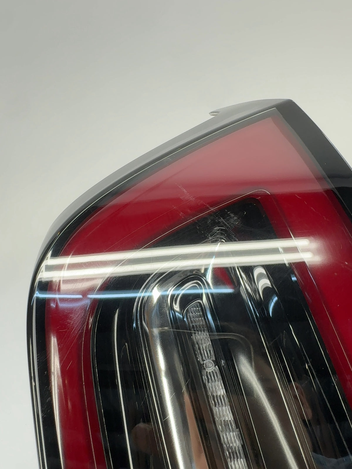 2020-2023 Tesla Model 3 Tail Lamp Rear Bodyside Left 1077397-00-H