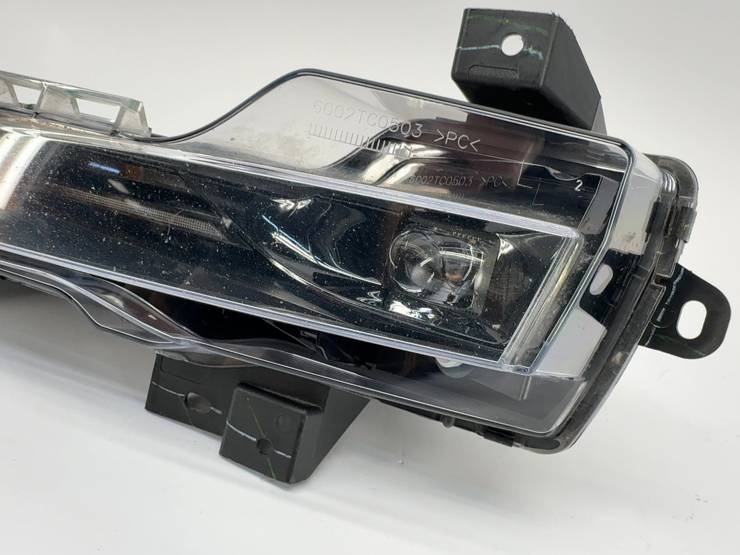 2018 Tesla Model 3 Front Lamp Fascia Left 1077391-00-C