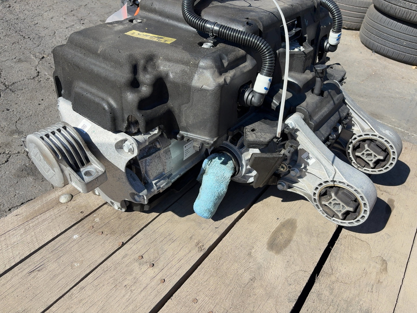 2023 Rivian R1S R1T Rear Drive Unit Quad Motor PT00054488-F