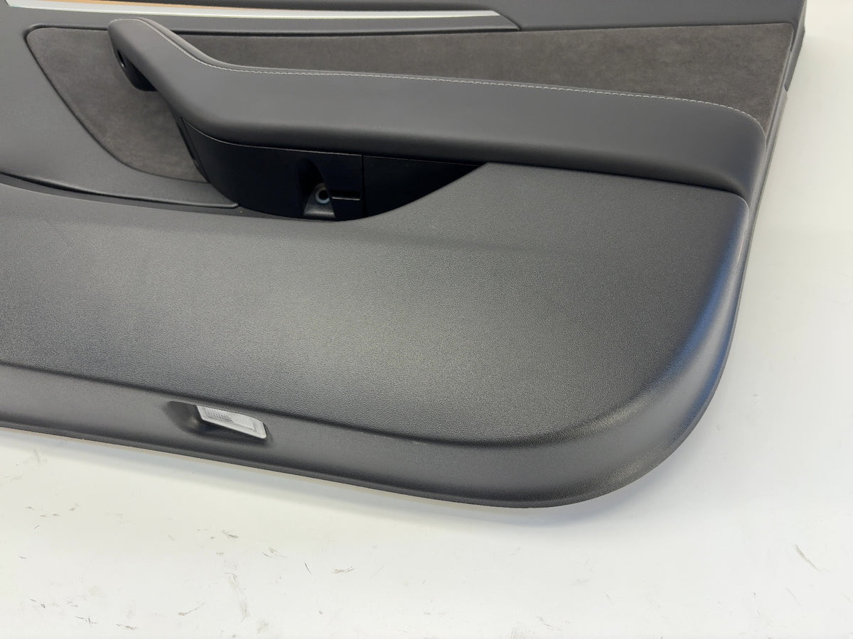 2021-2023 Tesla Model 3 Front Right Door Panel 1588127-01-D