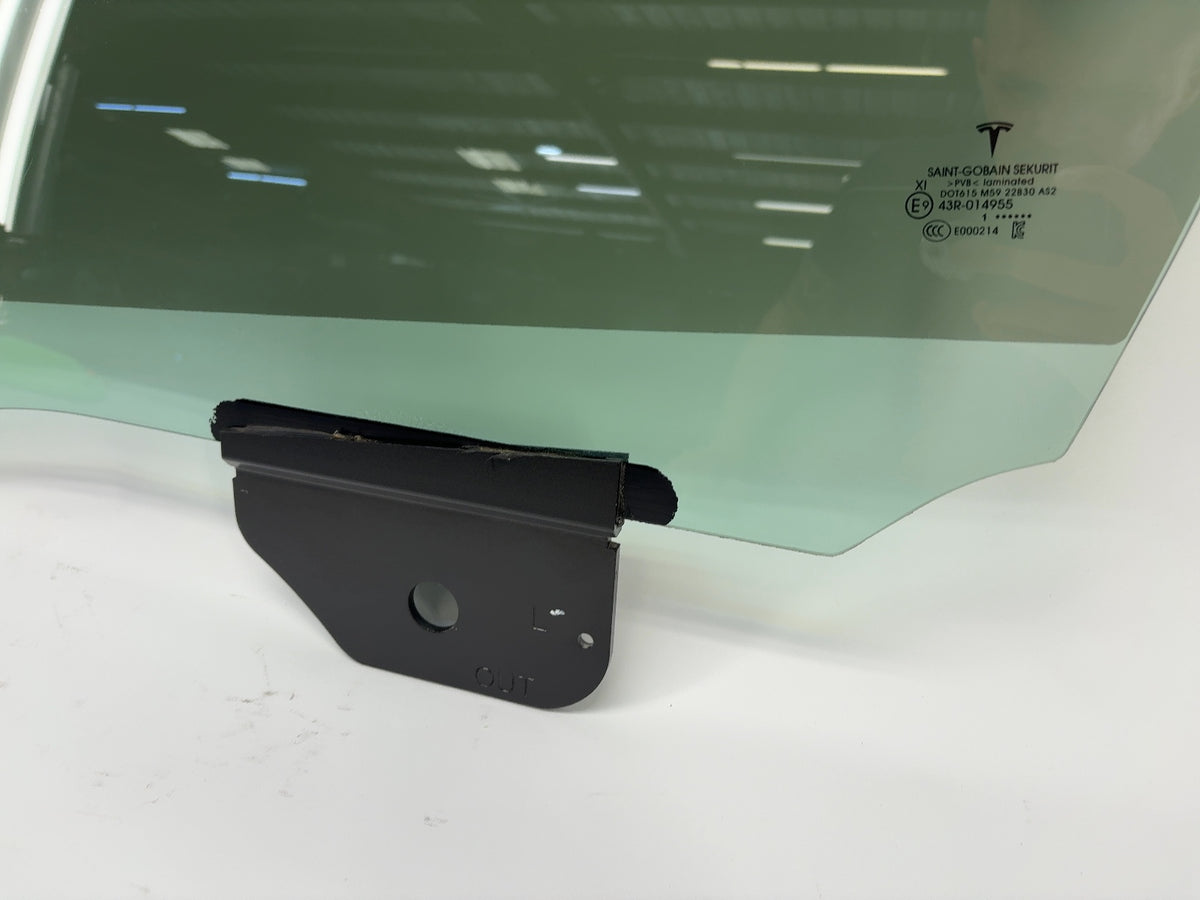 2021 Tesla Model Y Front Left Door Glass Laminated Note 1582616-99-A