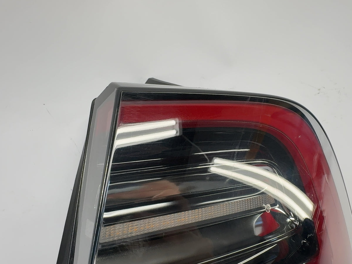 2021-2025 Tesla Model 3 Right Tail Lamp Quarter Mounted Global 1502087-00-D
