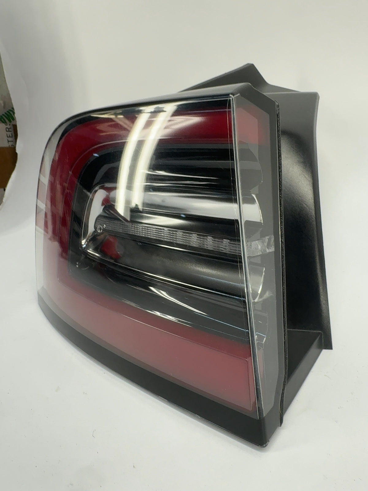 2019-2021 Tesla Model 3 Tail Lamp Rear Bodyside Left 1077397-00-G