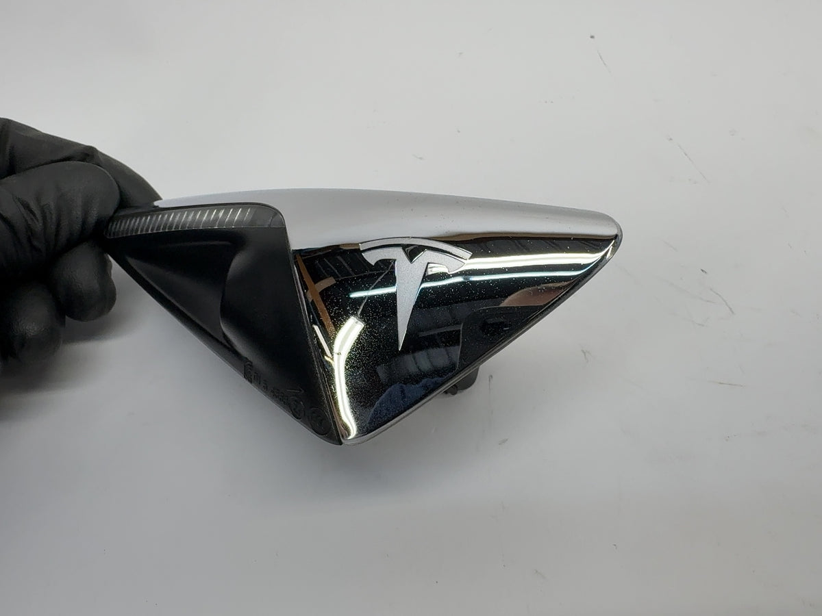 2018-2019 Tesla Model 3 Right Passenger Repeater Camera 1125107-77-C