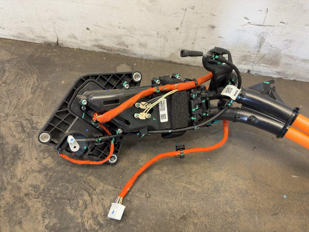 2019 Tesla Model 3 Charge Port Assembly 1093010-10-G