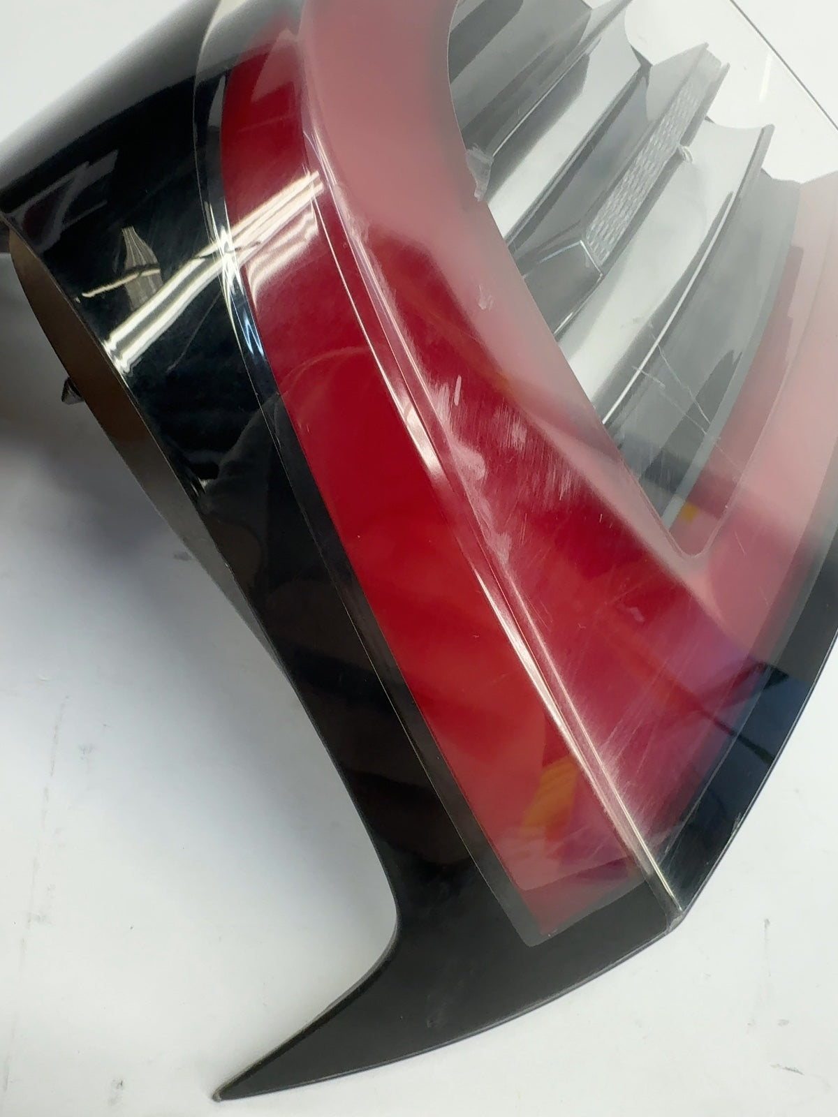 2020-2023 Tesla Model 3 Left Tail Lamp Quarter Mounted 1077397-00-H