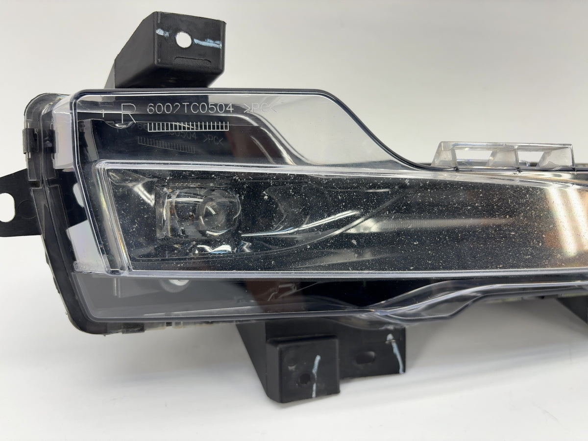 2020-2023 Tesla Model 3 Right Passenger Foglamp 1077392-00-F