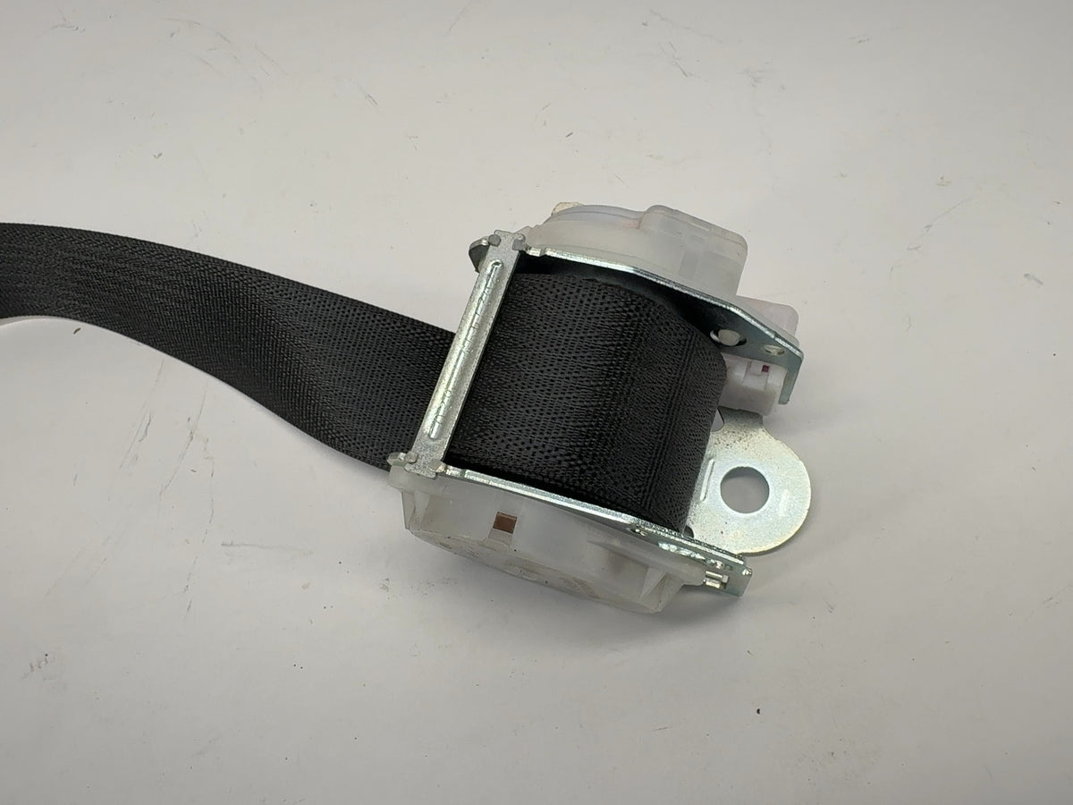 2015 Tesla Model S Rear Seat Belt Retractor 1023136-00-C