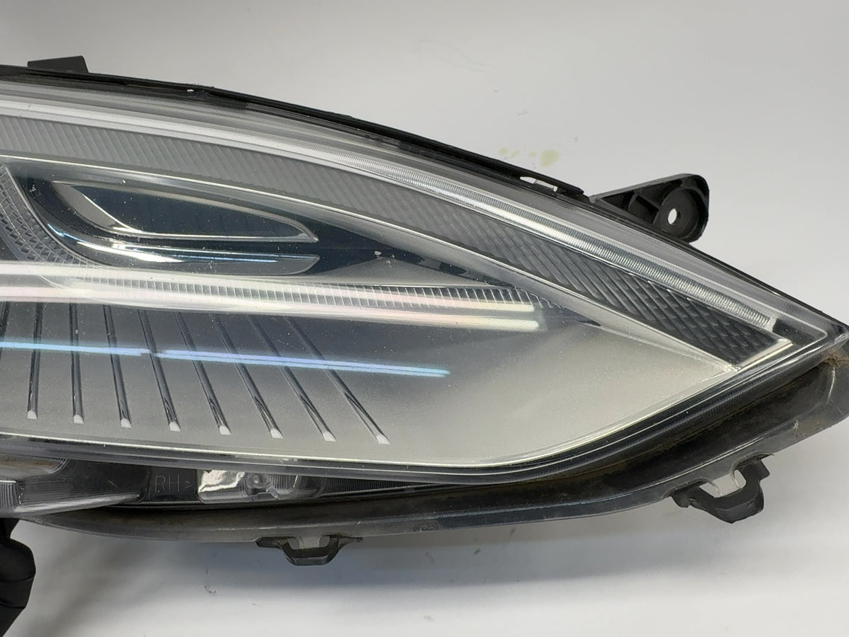 2015-2017 Tesla Model S Right Headlamp 6005907-00-D