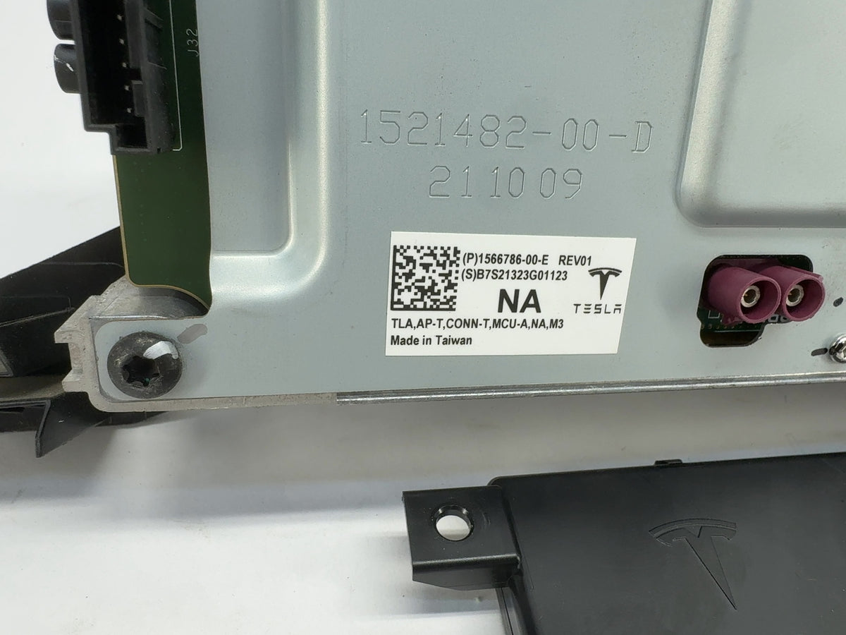 2021-2022 Tesla Model 3 Car Computer With Security Module 1566786-00-E