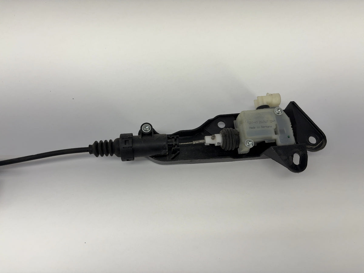 2018-2019 Tesla Model 3 Hood Latch With Actuators 1033011-00-E