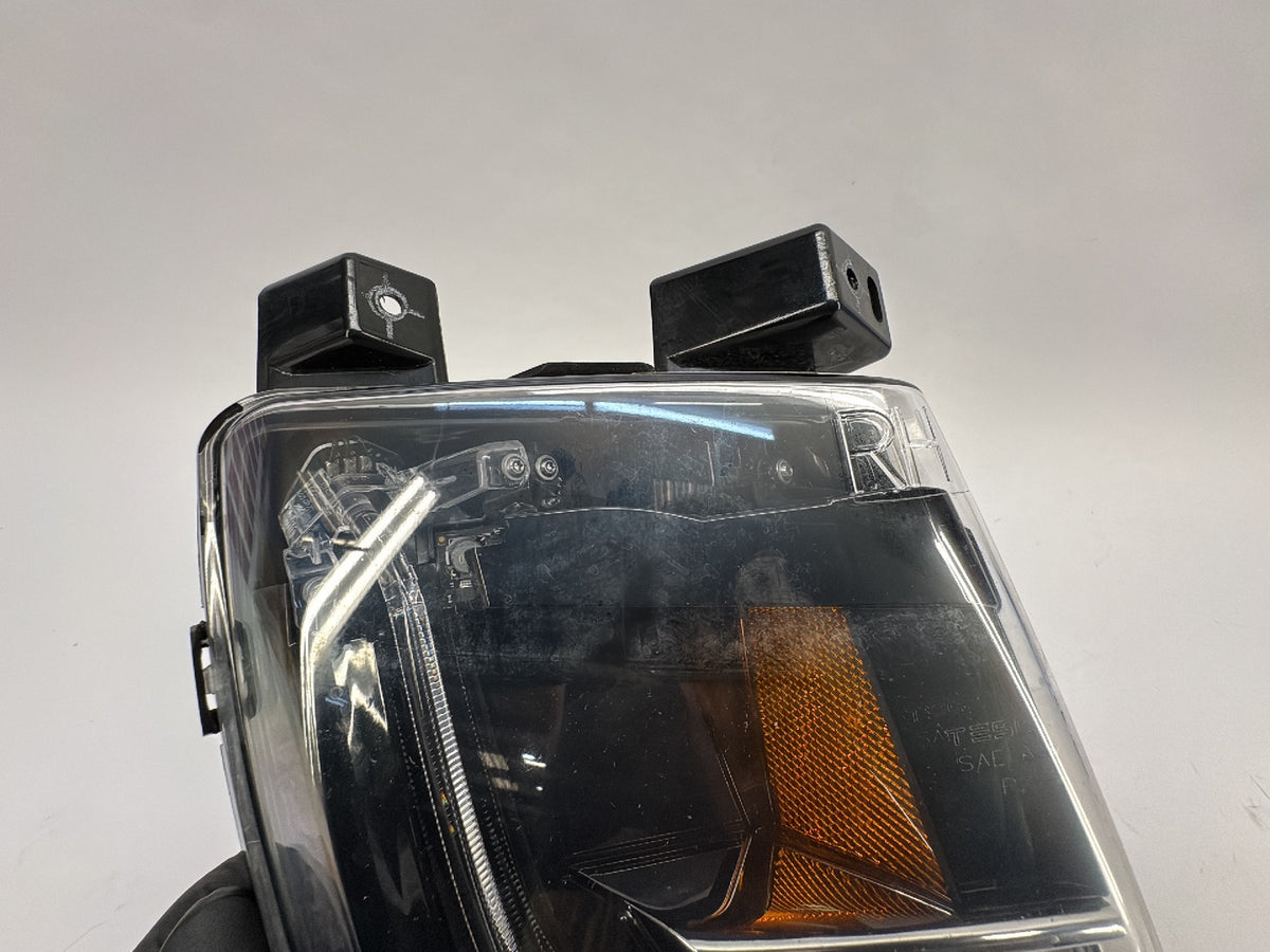 2013 Tesla Model S Lamp Front Cornering Right 1024017-00-A