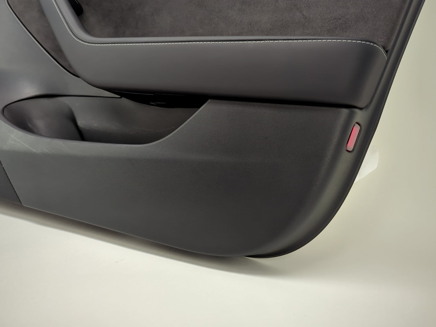 2022 Tesla Model 3 Front Right Door Panel 1761296-01-A