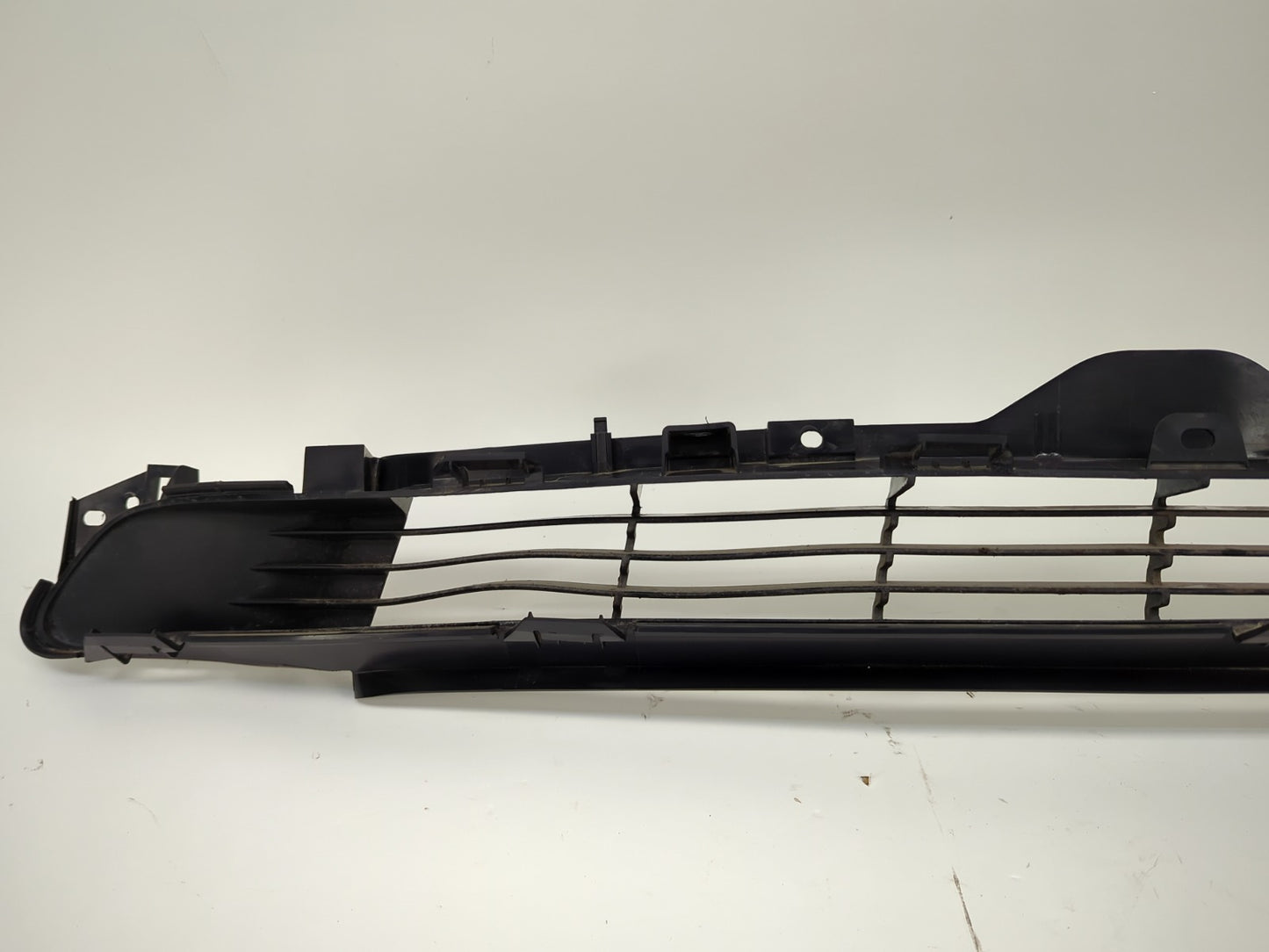 2022-2023 Tesla Model 3 Lower Bumper Grill 1085927-01-D