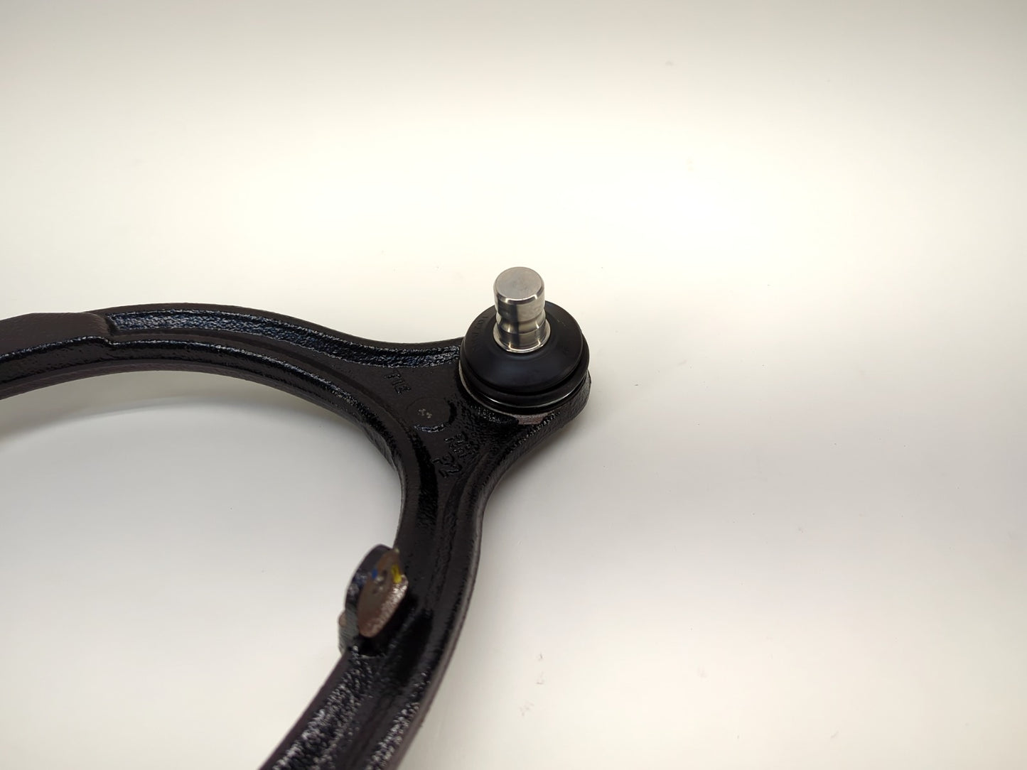 2025 Tesla Model Y Front Upper Control Arm Right 1188326-10-A