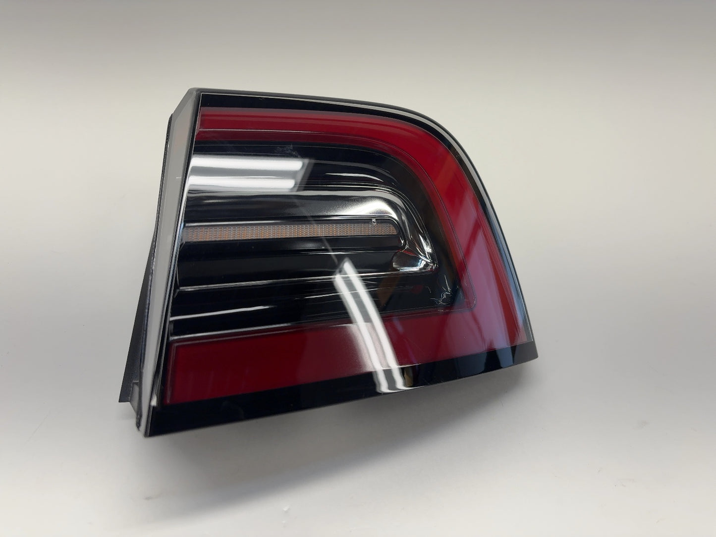 2021-2025 Tesla Model 3 Right Tail Lamp Quarter Mounted Global 1502087-00-D