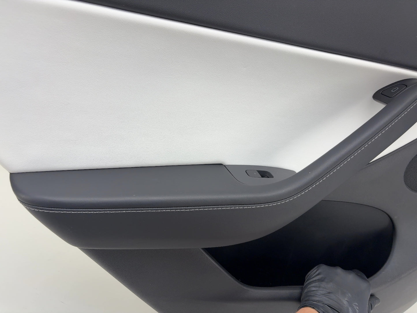 2021 Tesla Model Y Rear Left Door Panel White 1497296-02-C