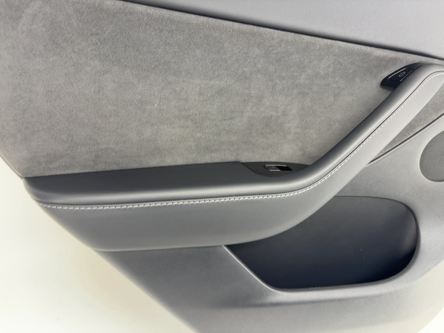 2021 Tesla Model Y Rear Left Door Panel 1497296-01-C