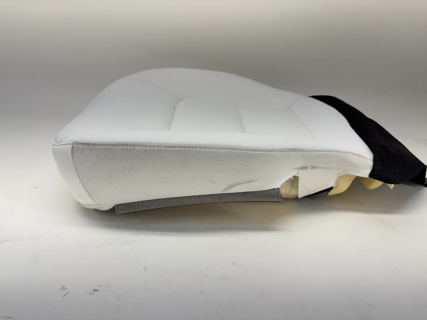 2022 Tesla Model 3 Front Right Passenger Seat Lower Cushion White 1452936-02-D