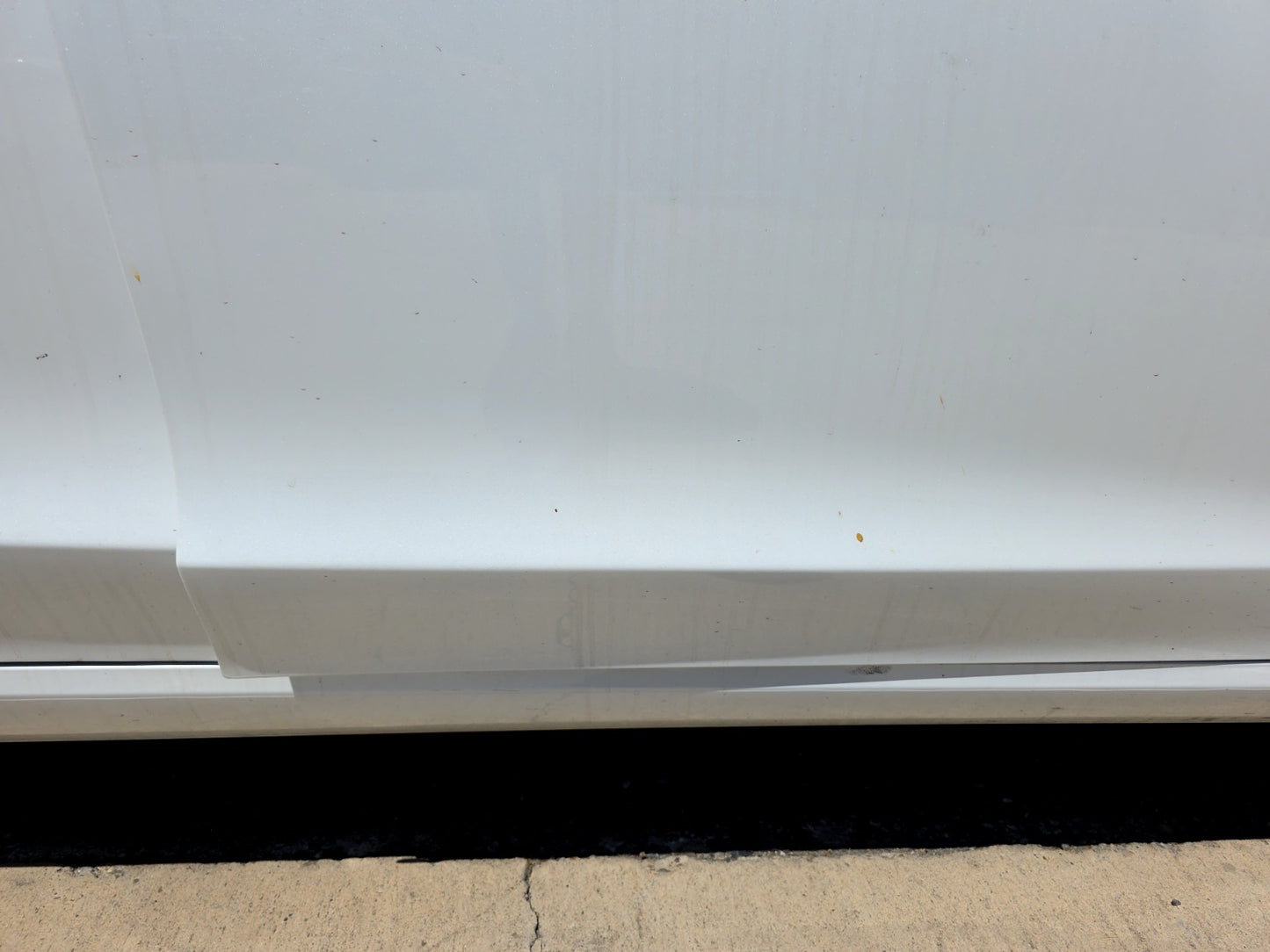 2021 Tesla Model 3 Front Right Door Assembly No Mirror No Door Trim 1081420-E1-C