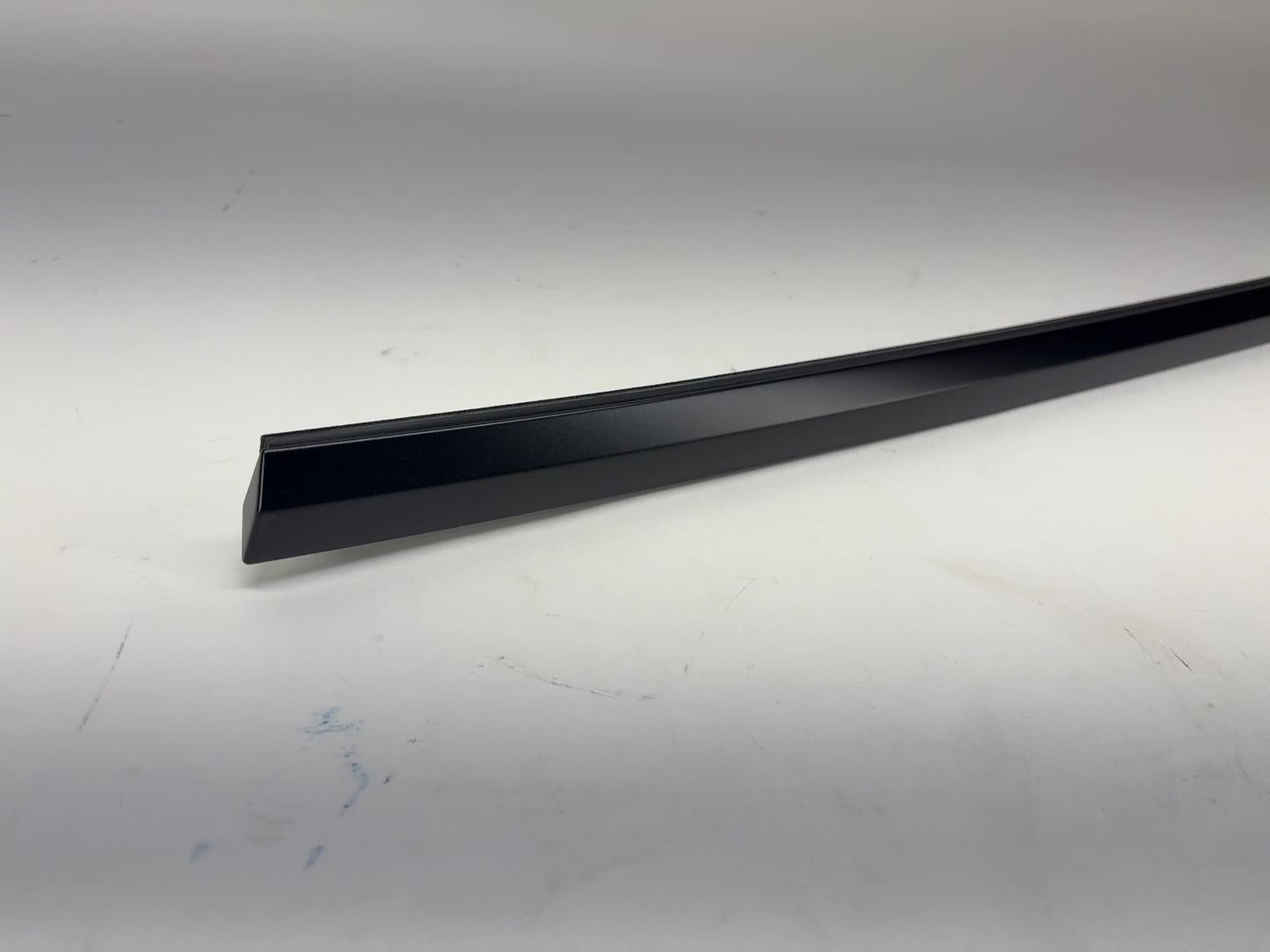 2025 Tesla Model 3 Highland Rear Right Door Belt Molding 1873464-21-A