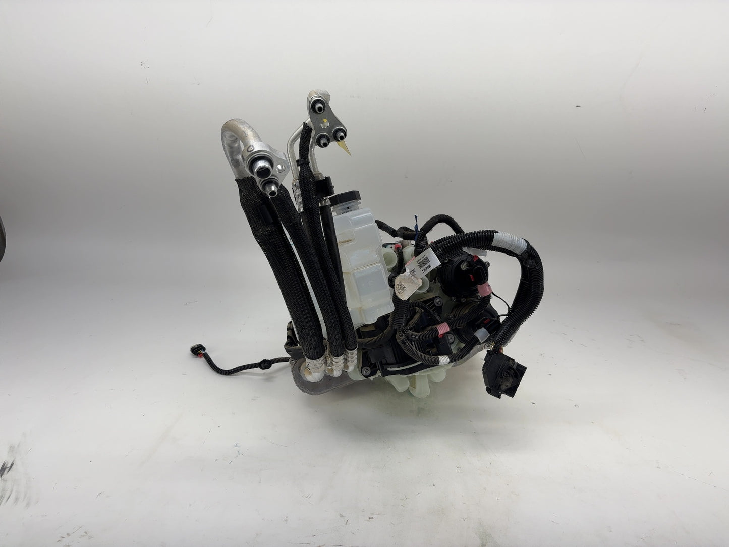 2025 Tesla Model Y Supermanifold Assembly 1547595-00-G