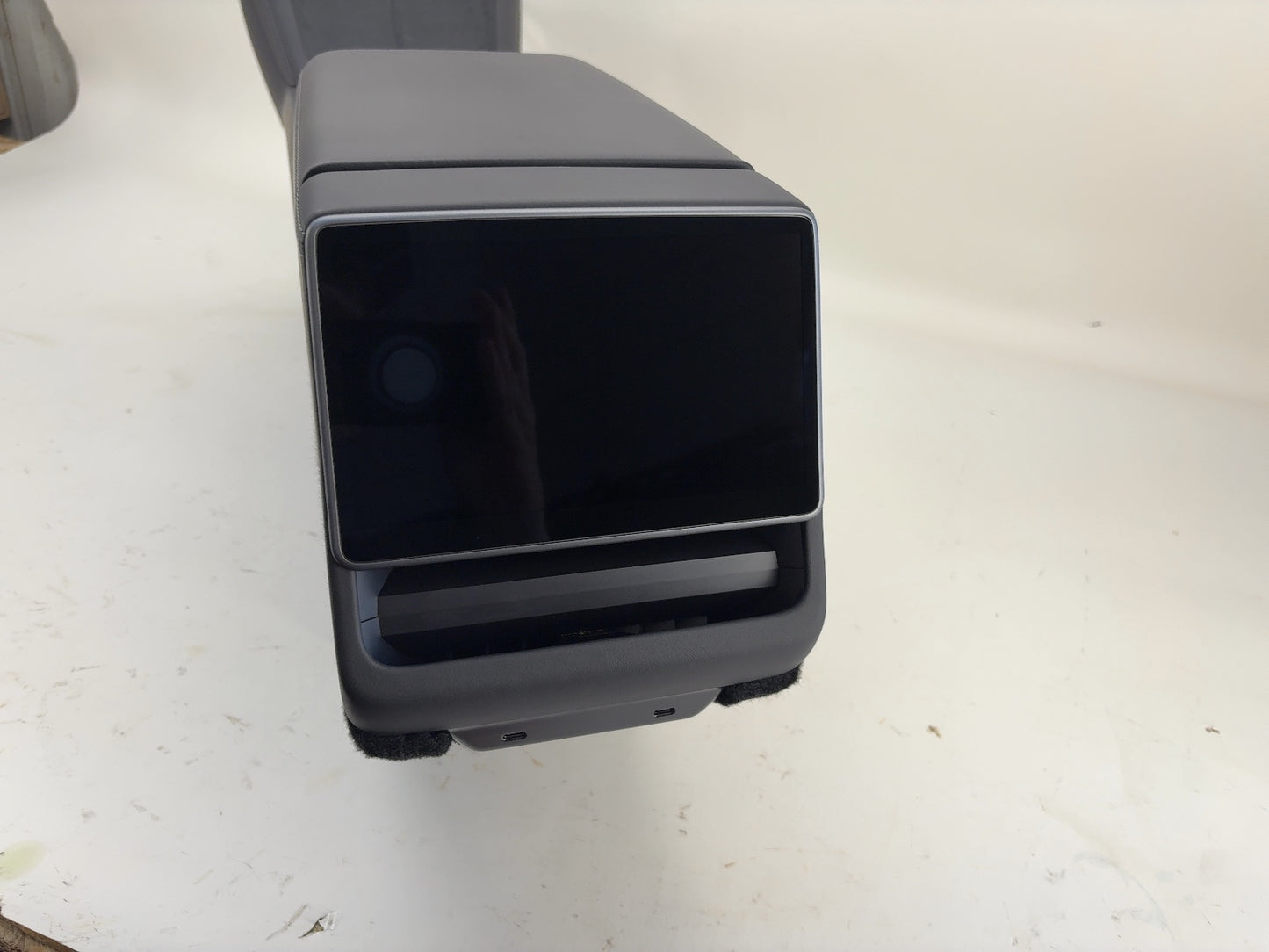 2025 Tesla Model 3 Highland Center Console 1714377-24-L