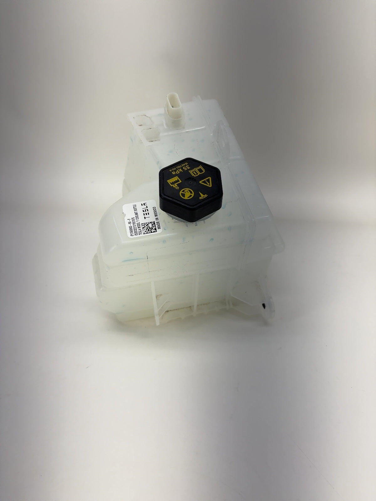 2022 Tesla Model Y Coolant Bottle 1506803-00-F