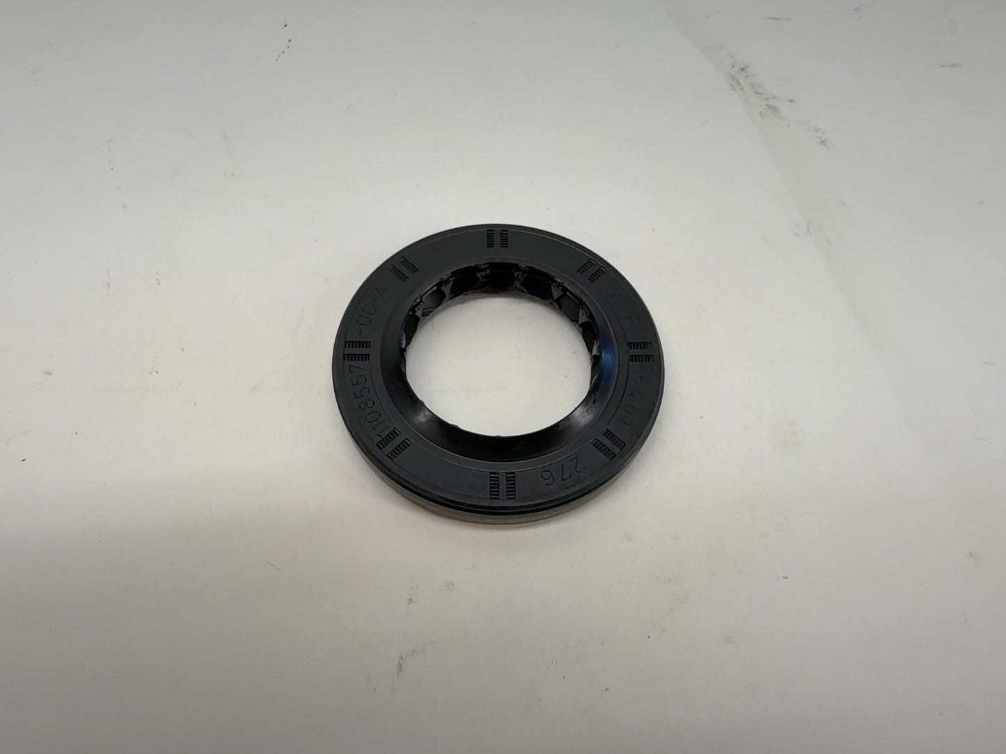 2023 Tesla Model 3 Drive Unit Output Axle Seal 1108557-00-A