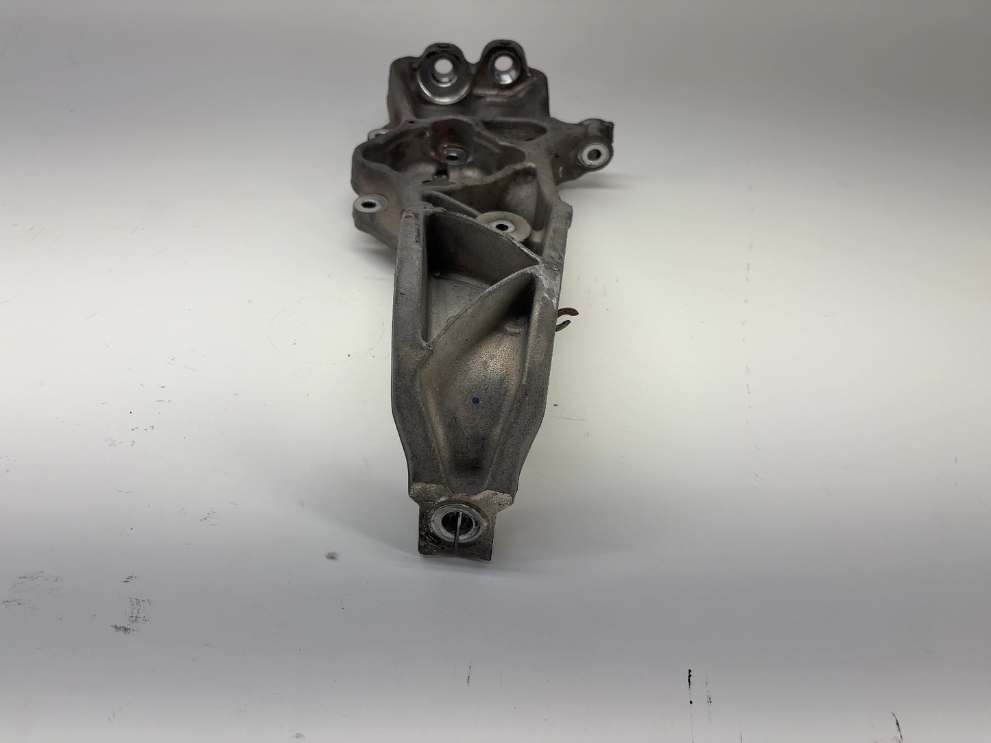 2015-2021 Tesla Model S Front Right Knuckle 1030606-00-D