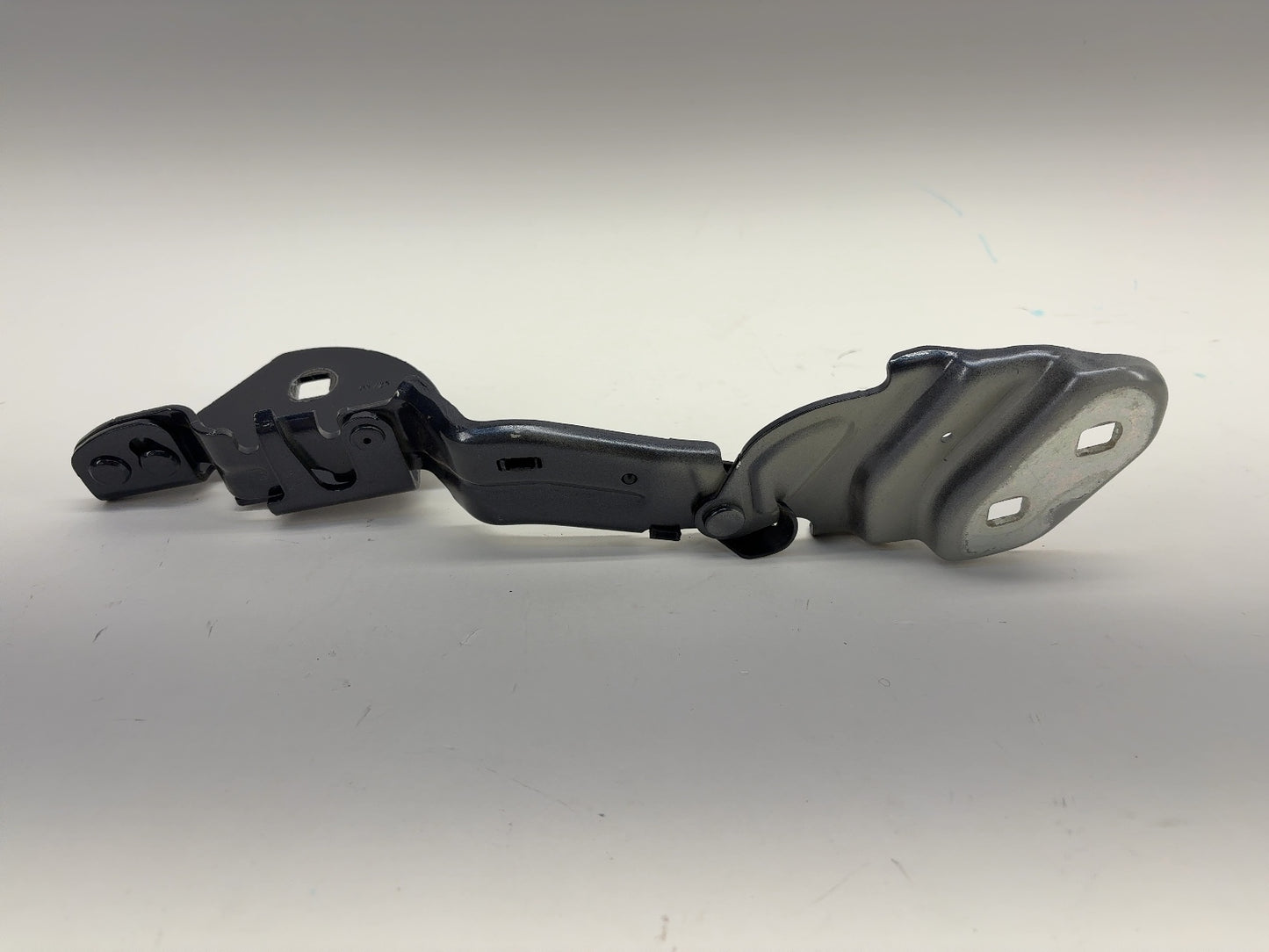 2025 Tesla Model 3 Highland Hood Hinge Right 1774936-00-D